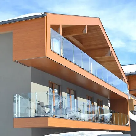 Mountain 4* オーバータウエルン