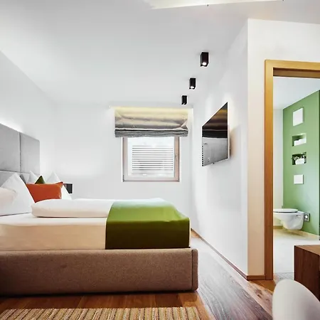 Mountain アパートホテル オーバータウエルン