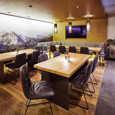 Mountain Vita Aparthotel
